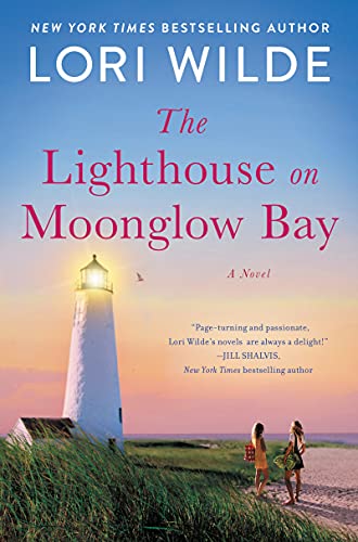 The Lighthouse on Moonglow Bay (Moonglow Cove, Bk. 3)