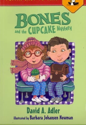 Bones and the Cupcake Mystery (Puffin Easy-To-Read, Level 2)