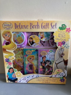 Deluxe Book Gift Set (Disney Tangled the Series)